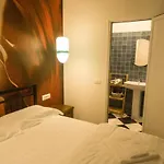 Vanilla Sky Boutique Hostel Tirana