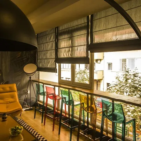 Хостел Vanilla Sky Boutique *