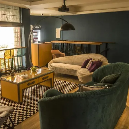 Vanilla Sky Boutique ホステル ティラナ